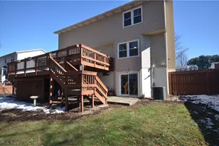 1128 Grovewood Dr, Tallmadge, OH 44278 - Photo 3