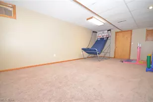 1128 Grovewood Dr, Tallmadge, OH 44278 - Photo 39