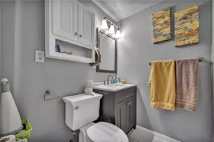 24207 Lebern Dr, North Olmsted, OH 44070 - Photo 15