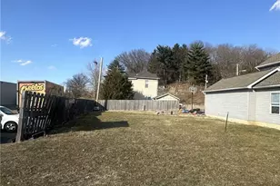 995 Greenwood Ave, Zanesville, OH 43701 - Photo 1