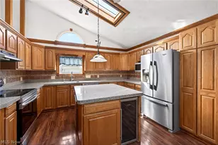 882 Bayridge Blvd, Willowick, OH 44095 - Photo 15