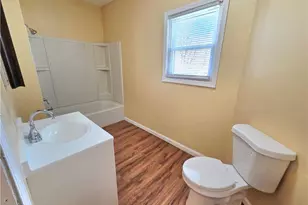 110 Bell Ave, Elyria, OH 44035 - Photo 11