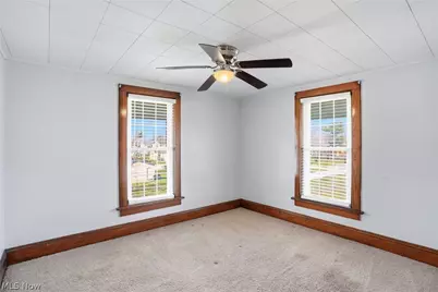 209 Pleasant Street, Bellevue, OH 44811 - Photo 37