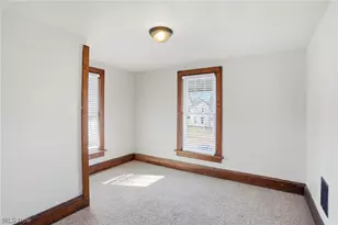 209 Pleasant St, Bellevue, OH 44811 - Photo 39