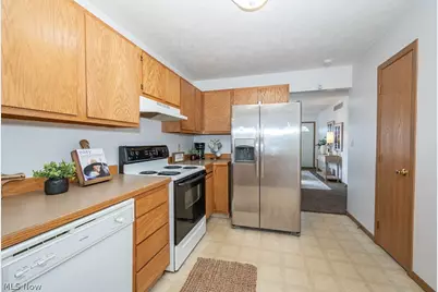 2630 Blenheim Avenue, Alliance, OH 44601 - Photo 11