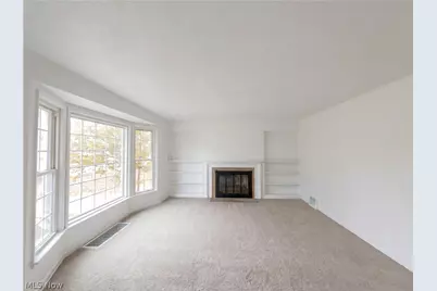 16296 Parklawn Avenue, Loveland, OH 44130 - Photo 3