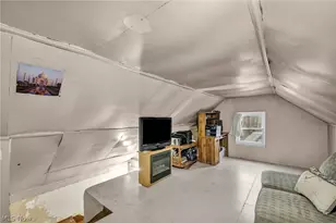 796 Allyn St, Akron, OH 44311 - Photo 29