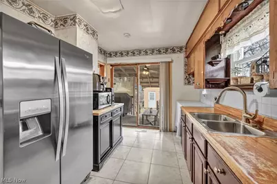 796 Allyn Street, Akron, OH 44311 - Photo 9