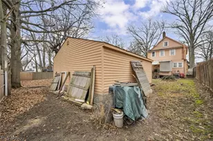 796 Allyn St, Akron, OH 44311 - Photo 45