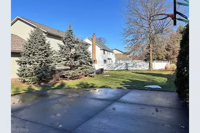 907 Park Village Drive, Louisville, OH 44641 - Photo 37