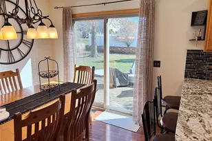 907 Park Village Dr, Louisville, OH 44641 - Photo 11