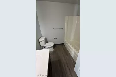 3100 Beal St. NW, Warren, OH 44485 - Photo 7