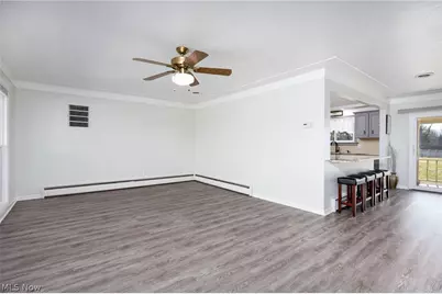 5220 Center Road, Brunswick Hills, OH 44212 - Photo 5