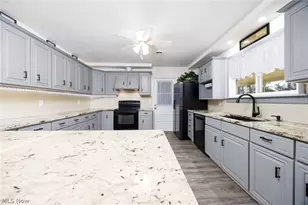 5220 Center Rd, Brunswick Hills, OH 44212 - Photo 11