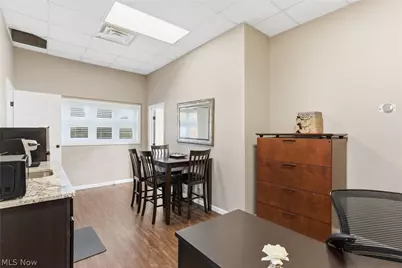 2860 Noble Road, Loveland, OH 44121 - Photo 17