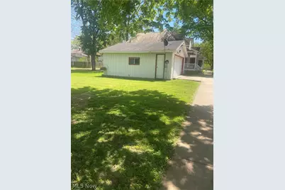 402 E Lincoln Way, Lisbon, OH 44432 - Photo 23