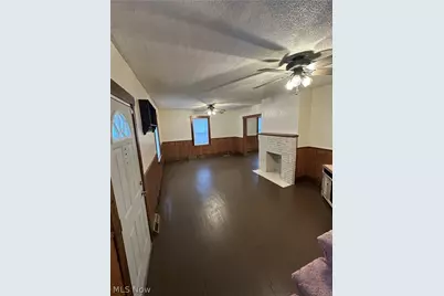 402 E Lincoln Way, Lisbon, OH 44432 - Photo 5