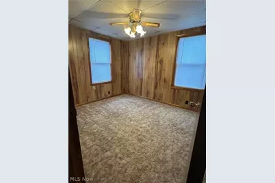 402 E Lincoln Way, Lisbon, OH 44432 - Photo 15