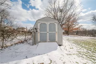 8198 Erie St, Masury, OH 44438 - Photo 7