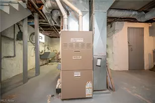 8198 Erie St, Masury, OH 44438 - Photo 13