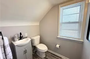 2440 Dentzler Rd, Parma, OH 44134 - Photo 9