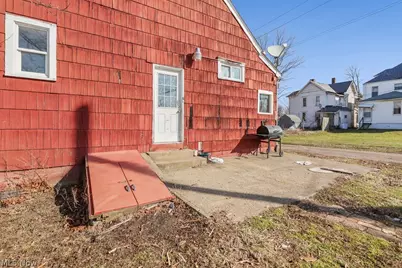 231 Rosenberry Street, Alliance, OH 44601 - Photo 39