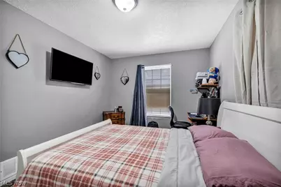 12500 Woodside Avenue, Loveland, OH 44108 - Photo 37