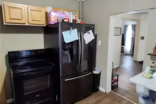 681 Madison St, Conneaut, OH 44030 - Photo 17