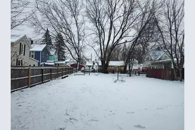 681 Madison Street, Conneaut, OH 44030 - Photo 5