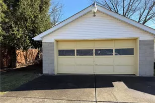 103 S Belle Vista Ave, Youngstown, OH 44509 - Photo 15