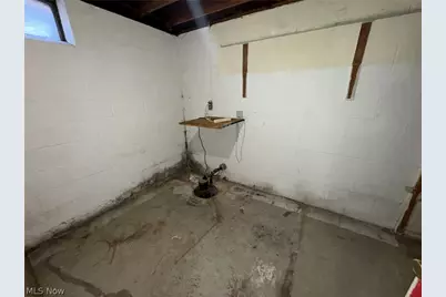 581 E 332nd Street, Eastlake, OH 44095 - Photo 11