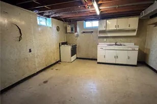 581 E 332nd St, Eastlake, OH 44095 - Photo 13