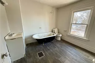 839 Kenyon St, Akron, OH 44311 - Photo 15