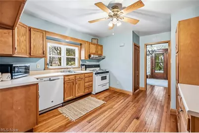 8539 Schubert Avenue NE, Alliance, OH 44601 - Photo 19