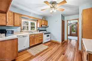 8539 Schubert Ave NE, Alliance, OH 44601 - Photo 19