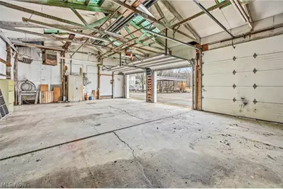 8539 Schubert Avenue NE, Alliance, OH 44601 - Photo 15