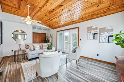 8539 Schubert Avenue NE, Alliance, OH 44601 - Photo 25