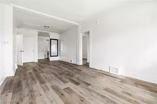 3384 W 63rd St, Loveland, OH 44102 - Photo 7