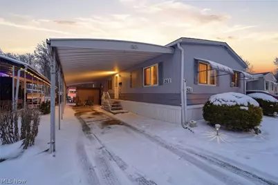 261 Chelsea Drive, Willoughby, OH 44094 - Photo 1