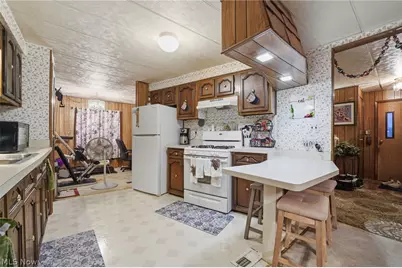 261 Chelsea Drive, Willoughby, OH 44094 - Photo 9