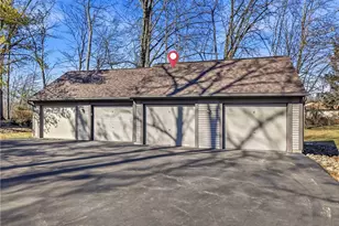 1183 Red Tail Hawk Dr, Boardman, OH 44512 - Photo 33