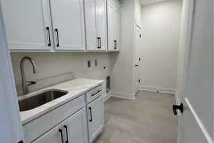 855 Club Dr W, Aurora, OH 44202 - Photo 15