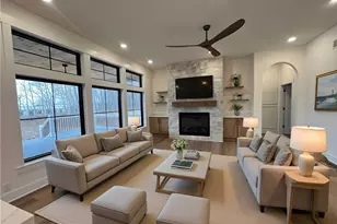 855 Club Dr W, Aurora, OH 44202 - Photo 3