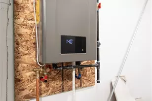 24431 Hartland Rd, Euclid, OH 44123 - Photo 41