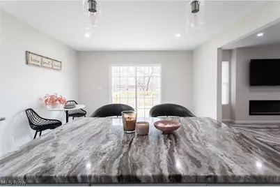 24431 Hartland Road, Euclid, OH 44123 - Photo 17