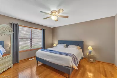 363 Northcoast Point Drive, Eastlake, OH 44095 - Photo 7