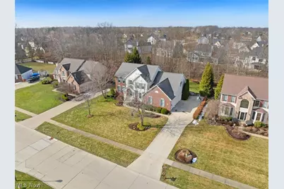 652 Treeside Lane, Avon Lake, OH 44012 - Photo 39