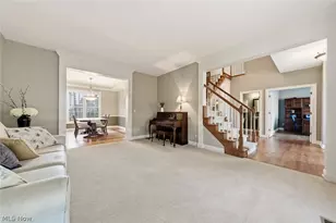 652 Treeside Ln, Avon Lake, OH 44012 - Photo 5
