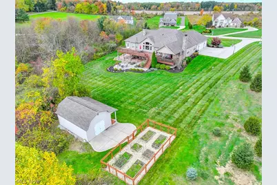 12195 Arborwood Way, Chardon, OH 44024 - Photo 5