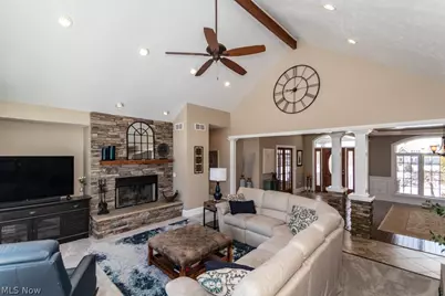 12195 Arborwood Way, Chardon, OH 44024 - Photo 15